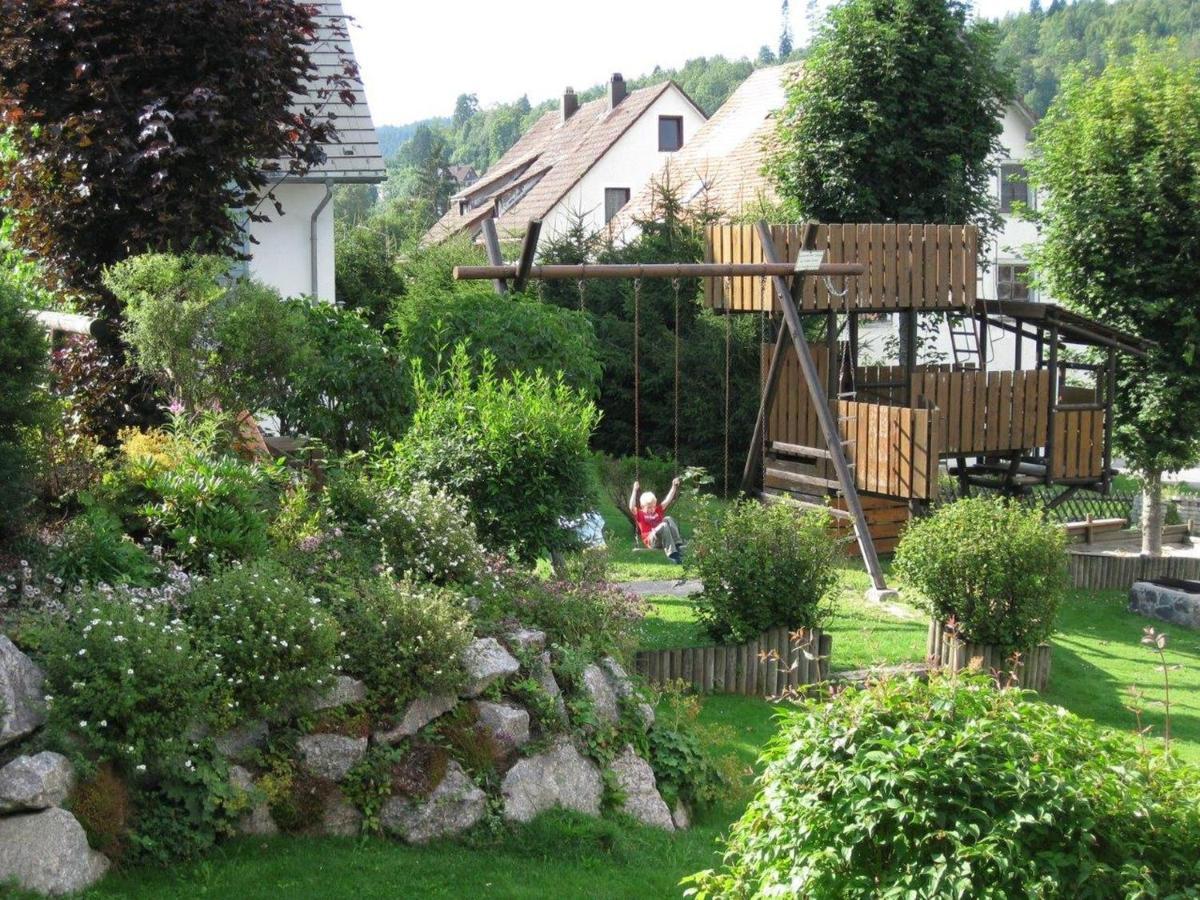 Ferienwohnung Schwarzwaldhaus Simmelehof Lenzkirch Exterior foto